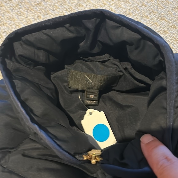 j crew excursion navy vest (NWT) - Picture 3 of 3